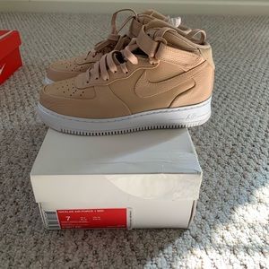 NIKELAB AIR FORCE 1 MID VACHETTA LEATHER Sz Mens 7